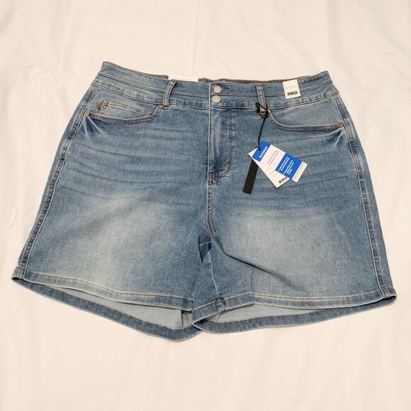 Judy Blue Pants - NWT Judy Blue Sz 3XL High Waist moisture tummy control denim jean shorts
